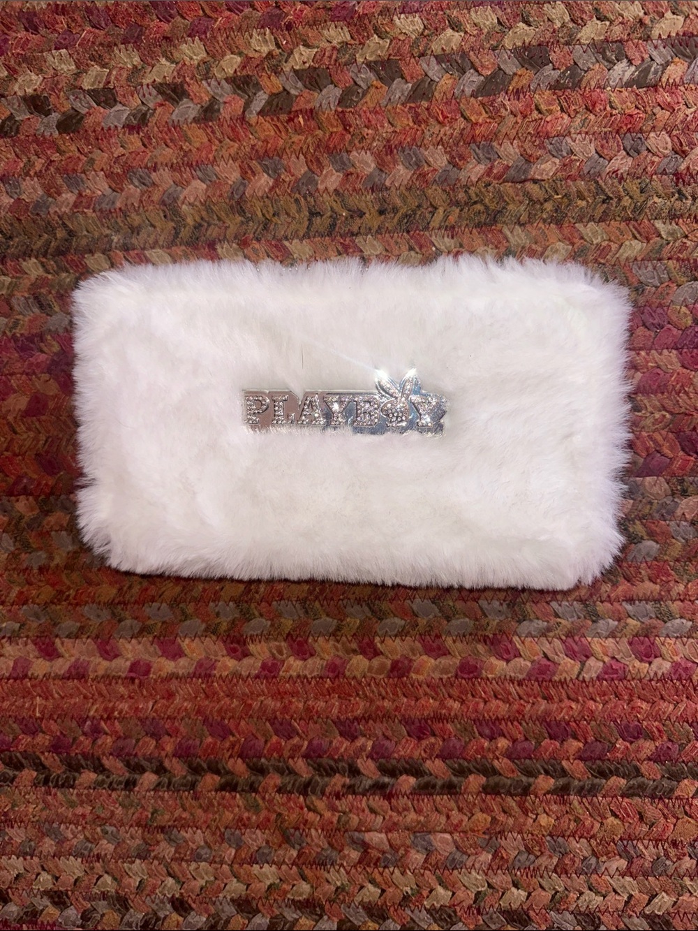 PLAYBOY White Faux Fur ZIPPER CARD Holder Sparkling Logo WALLET